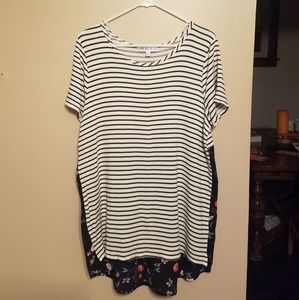 Meri Skye Striped/floral blouse